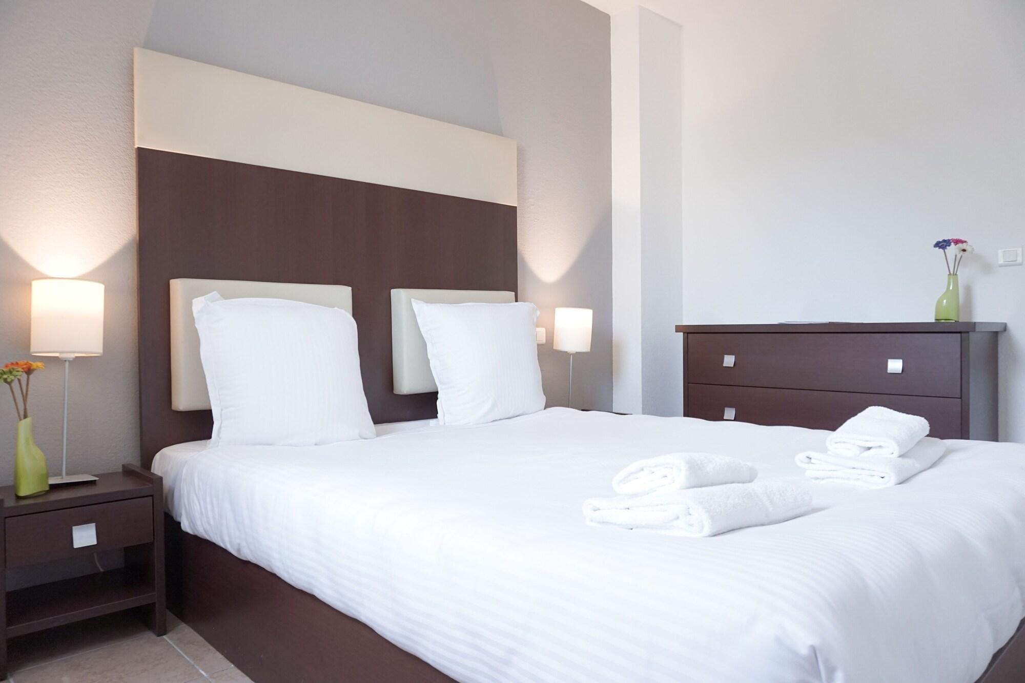 סיס-פור-לה-פלאז' Comfort Aparthotel Six-Fours מראה חיצוני תמונה